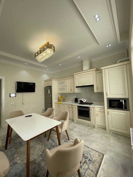 Сдаётся квартира в Ж/К Узбегим сказочная новостройка<br />
<