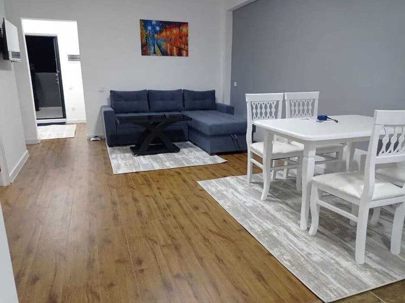 Сдаётся квартира на Яккасарайском районе‼️<br />
Ориентир - 