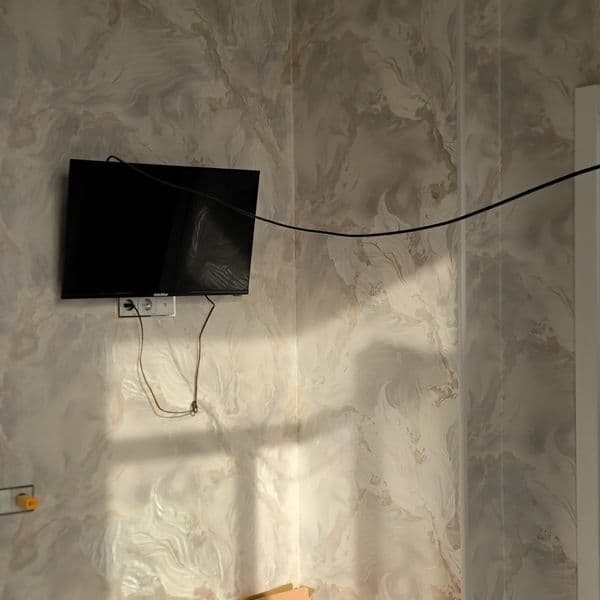 PDP Университети олдида новостройка 1 хонали квартира аренда