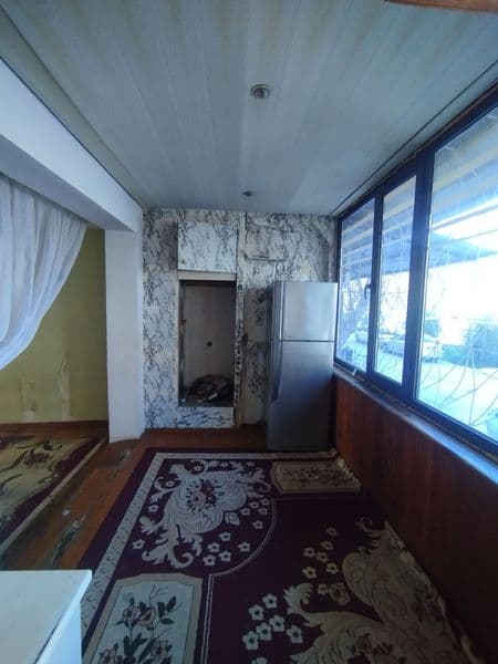 Сдаётся 3х комнатная квартира,2*6 балкон,на долгий срок, для