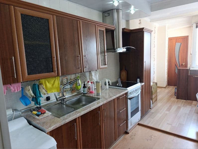 Аренда 1комнатная квартира с обстановкой. Сдаётся на долгий 