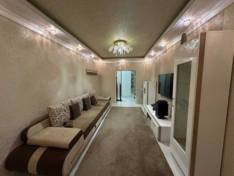 Срочня сдаётся квартира мирободские район парк фуркат 1 этаж — фото 2