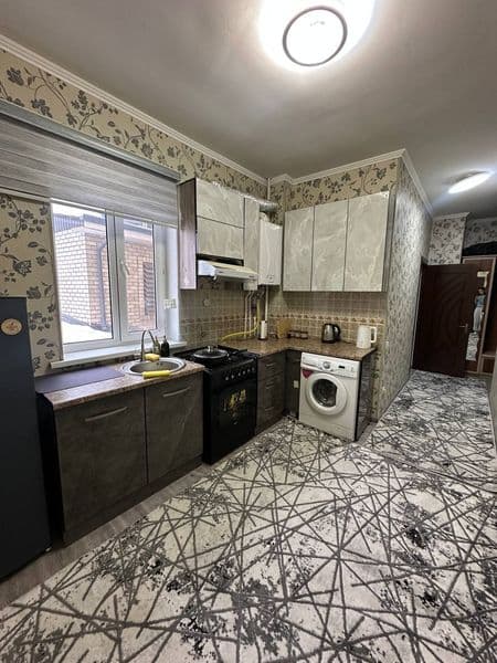 Новостройка!!<br />
2 комнатная 50 кв с евро ремонтом, с меб