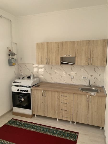 Кравати,кухонная гарнитура,шкафы имеется.<br />
Яшнабадском  — фото 2