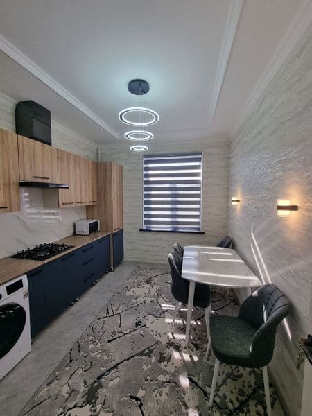 Срочно сдаю 2-х комнатную квартиру.Для семейной пары с одним