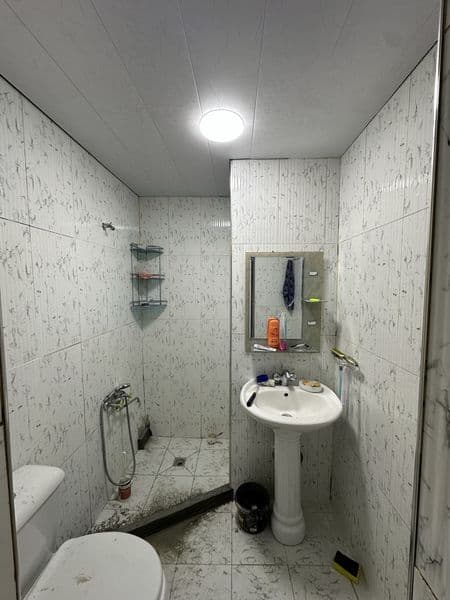 Срочно сдаётся 1-комнатная квартира (переделана в 2-комнатну — фото 4