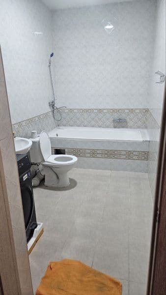 2 ta oʻgʻil bolaga joy bor<br />
4 xona kvartira sheriklikka — фото 3