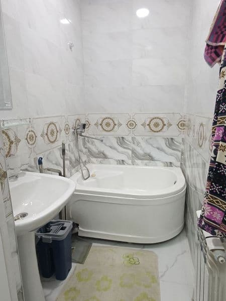 Арендага 2хонали квартира оилага берилади.<br />
Урикзор рез — фото 5