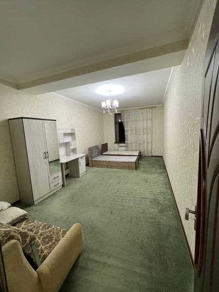 Student qizlaga kvartira beramiz 1 ta xona bosh 3 kishi uchu