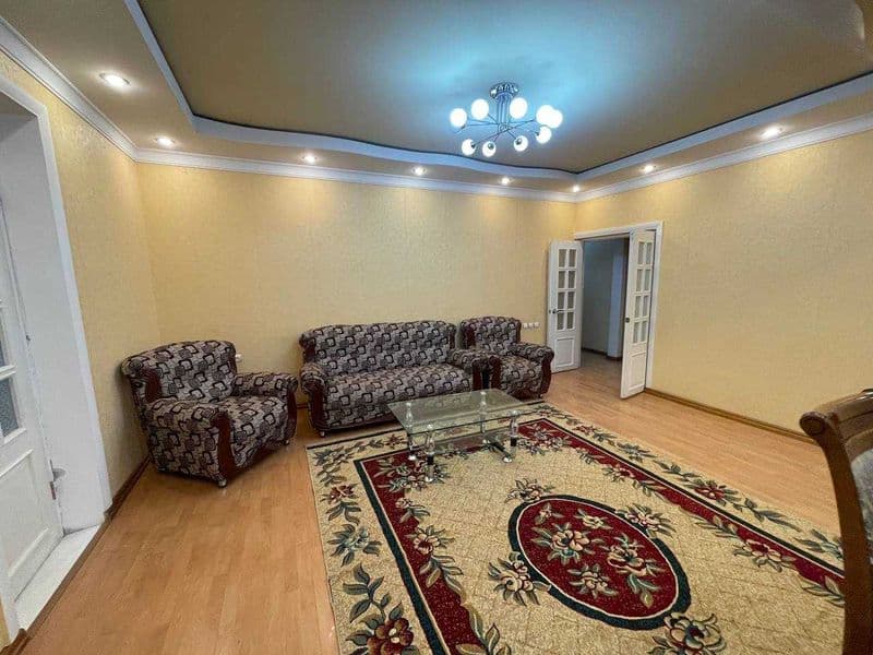 Аренда Центр Срочно 4-ком 4-этаж 12 этажного дома<br />
<br  — фото 4