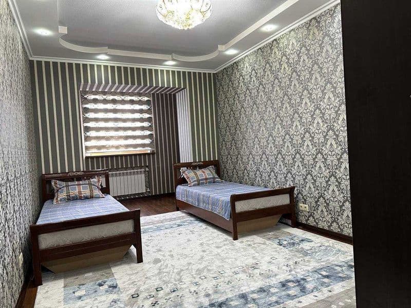 Район: Чиланзарский<br />
Адрес: Чиланзар 5 кв<br />
Ориенти — фото 2