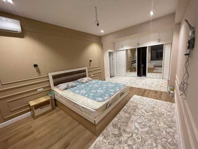 [2ЮА: 004]<br />
<br />
2 комнаты • 60 м² • 2/4этаж<br />
<b