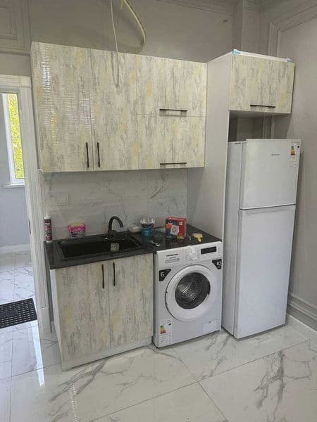 Сдается в аренду 2-х  комнатное помещения для жилья . При Би