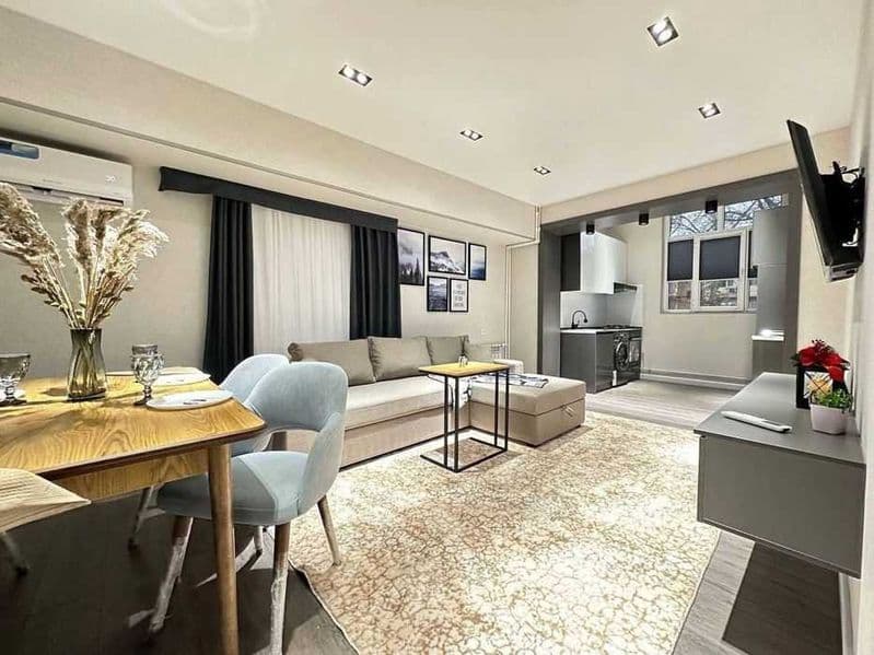 Уникальное предложение аренды в самом центре города <br />
< — фото 3