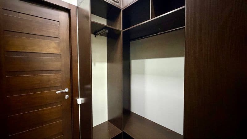 Полностью укомплектованная мебелью и техникой, с новым ремон — фото 4