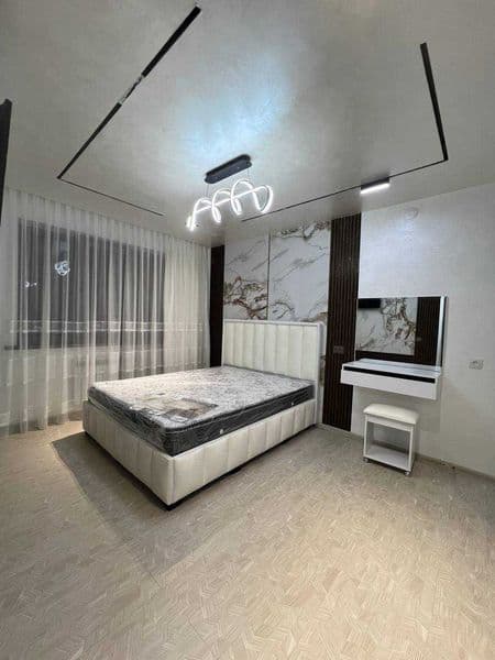 1/4/4<br />
550$ депозит 50%<br />
Только иностранцам <br />