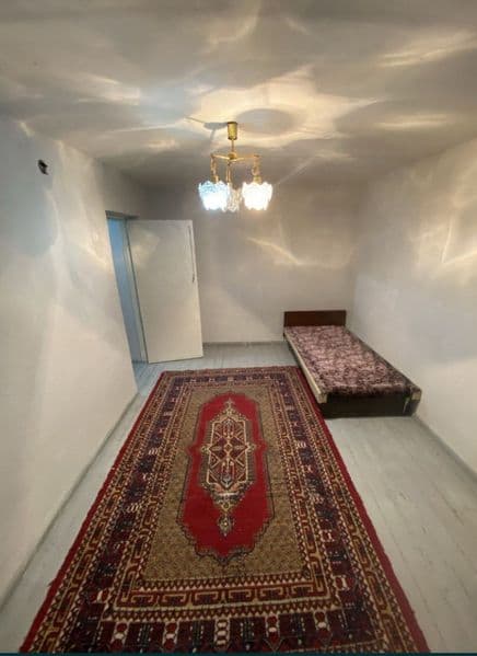 Сдаем квартиру 1 ком 30квм <br />
Читая уютная с техникой (с