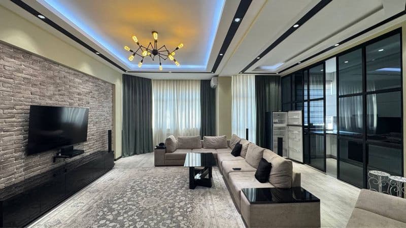 Яккасарайский район .На ул. Абдулла Каххар , закрытый охраня — фото 2