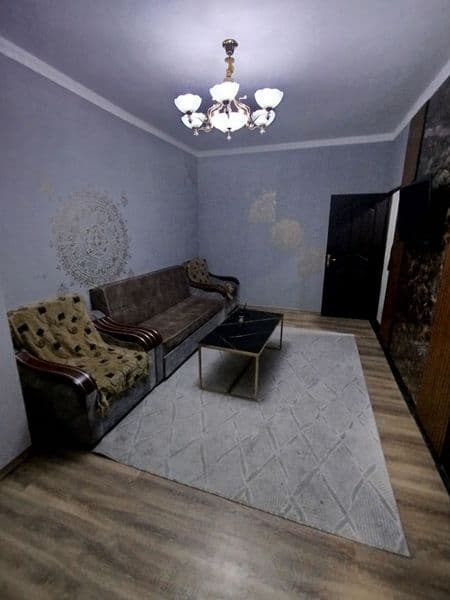 #Chilonzor 12 kvartal <br />
1, 2-hona qiliingan 1/etaj 4 et