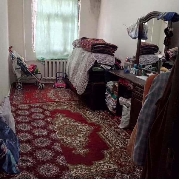 Chilonzor 21kv 2/2/4 350$ <br />
Oila<br />
Qizla<br />
Boll