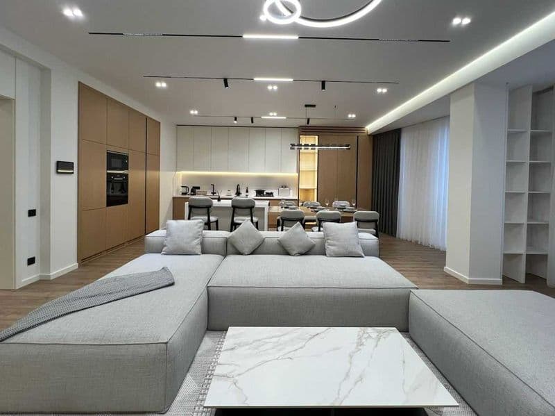 Район: Юнусабадский<br />
Ориентир: Метро Минор<br />
<br />