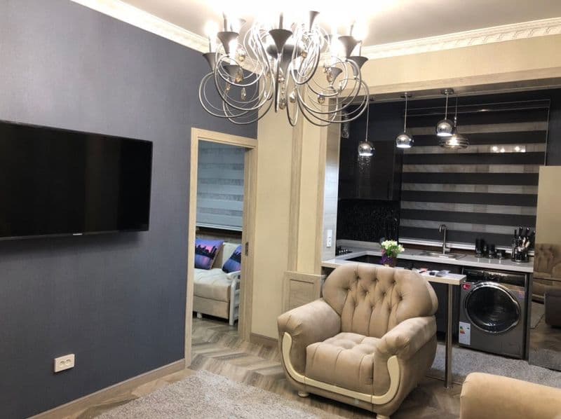 Метро Хамза <br />
<br />
Евро квартира с мебелью и техникой