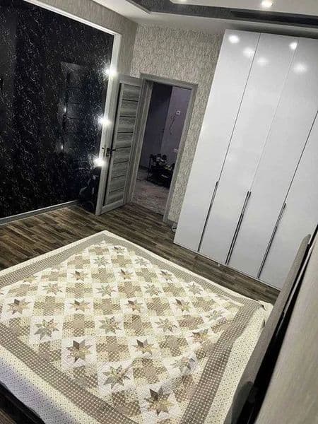 Сдам квартиру, все удобства имеются, 3 комнатная. Сам хозяин