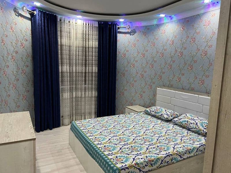 Своя 3-комнатная квартира, находится рядом 1-городской нотар