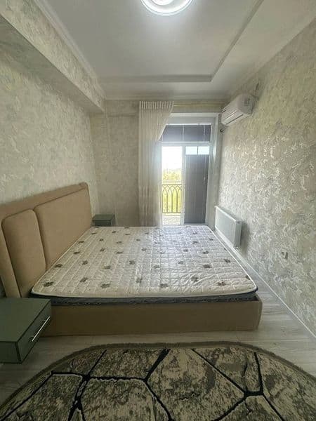 Шайхантахурский район, рядом с метро Tinchlik metro station<