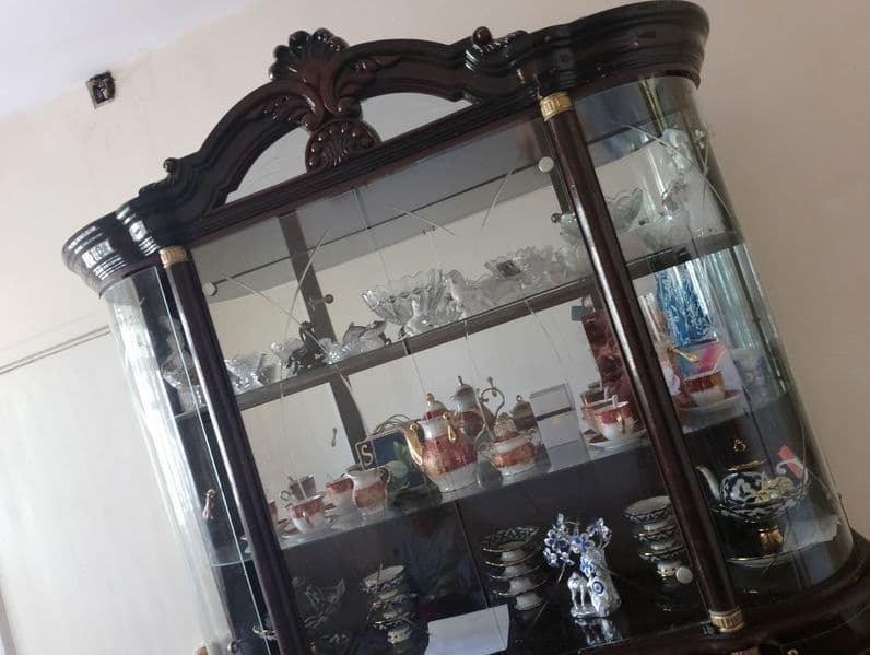 2-xonali dom spalnisiga odam kere<br />
1-odam qoyiladi<br /