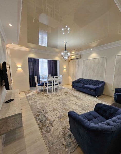 СРОЧНО Сдается квартира ПРЕМИУМ класса<br />
<br />
• Район: