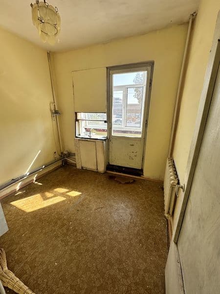Квартира qiyot метросири оркасидаги 9 этажли домада.<br />
М — фото 5