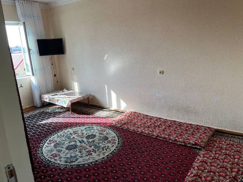 tansiqboyev<br />
1 xona<br />
Srochno qoyiladi <br />
77404