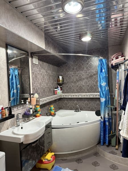 Сдаётся квартира ц5 3/2/4/ всё есть сдаётся семейным или ино — фото 4