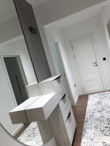 Владелиц,<br />
Сдайотса в аренду 3 ком квартира новий евра 