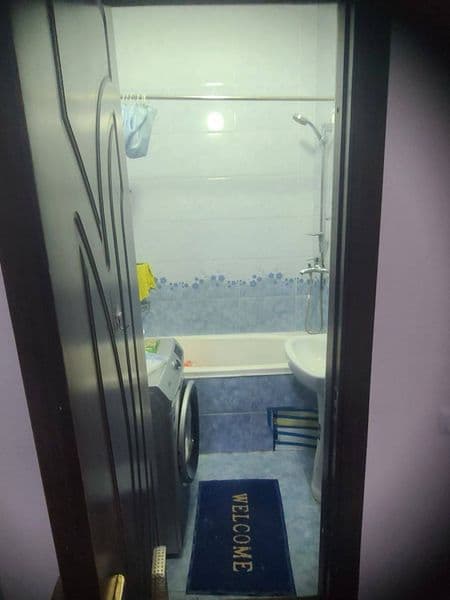 Квартира полностью обставлена мебелью и техникой звоните ест