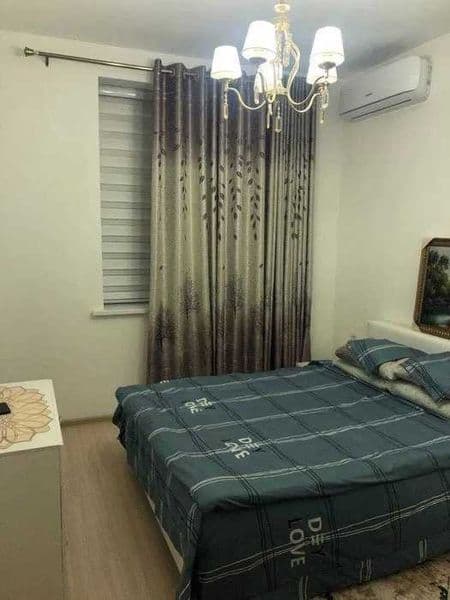 Сдается квартира для семейных<br />
<br />
• Район: Алмазар<