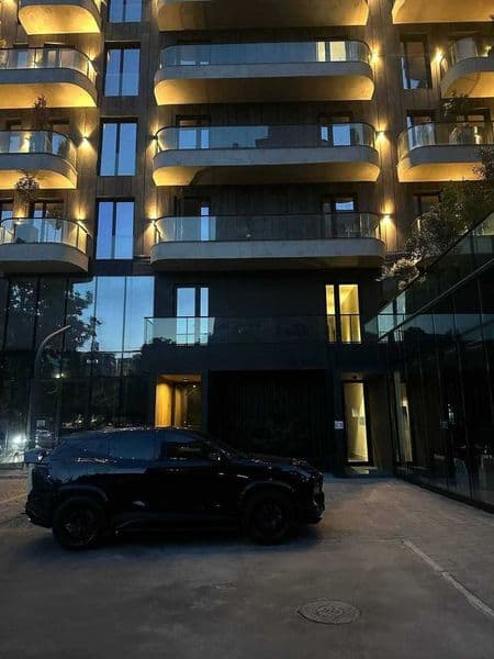 2 xonali<br />
68 m²<br />
Yangi, zamonaviy ta’mir<br />
Toz