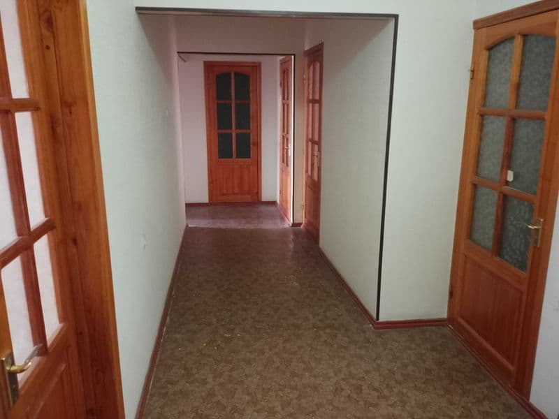 Yunusobod 19-kvartalda ijaraga akkuratni turadigan bollar ol