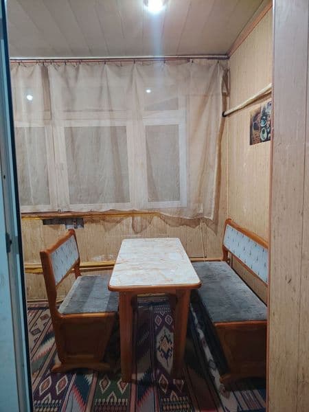 Дом кирпичный, балкон 2*6, укамплектованная квартира. Сдаетс — фото 4