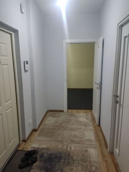 Ayollarga kvartira bor <br />
Bezmakler hazaykali <br />
2 x