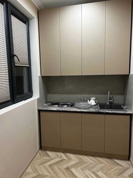 Район: Мирабадский<br />
Адрес: Айбек <br />
<br />
• Комнат — фото 4