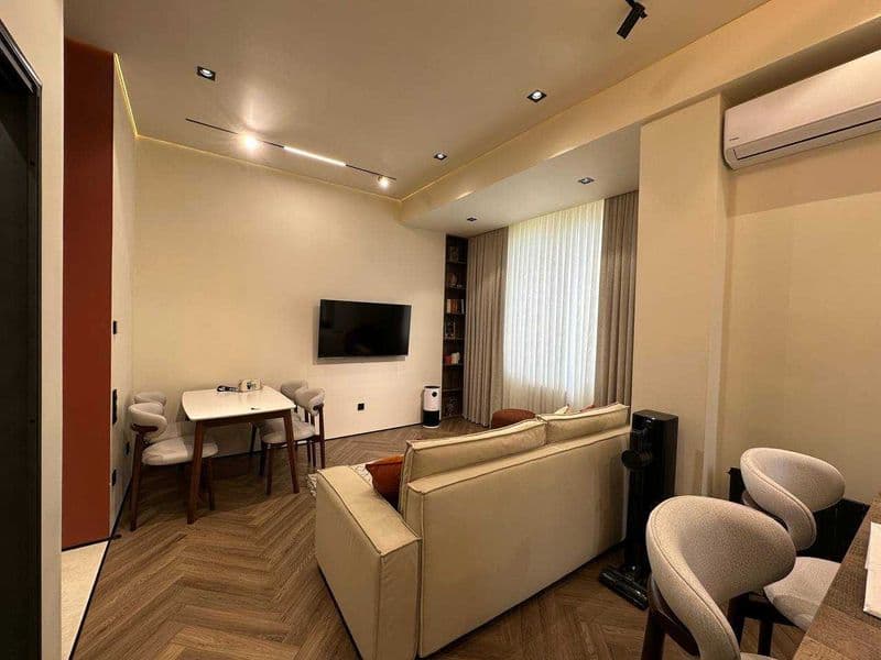 Сдается в Новостройке М. Буюк Ипак Йоли 1х комнатная квартир