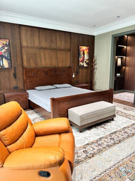 Элитный апартамент<br />
Район: Мирабад <br />
4/7/9<br />
Т — фото 2