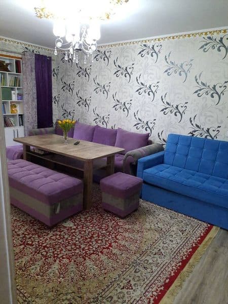 Kvartira ijaraga beriladi 2xona 1 etaj halotai rasmda mebell