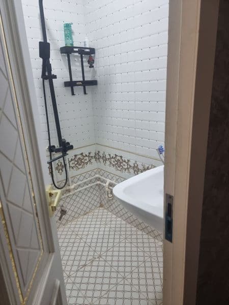 Квартира светлая, ухоженная, имеется вся необходимая мебель  — фото 5