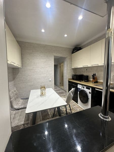 Сдаётся трёх комнатная квартира в центре города!!!<br />
Мир — фото 5