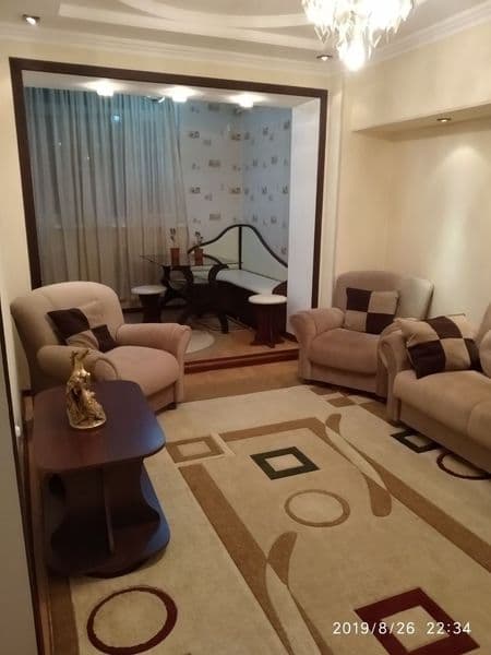 Сдам квартиру со всеми удобствами в центре,метро рядом,корзи