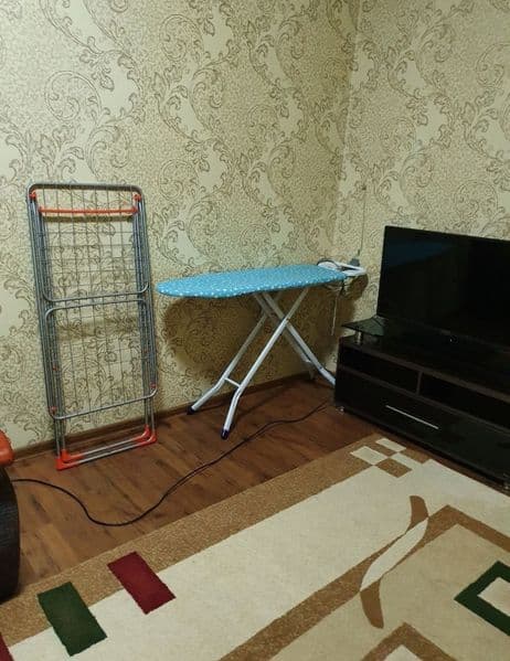 Новомосковская 2/2/4 кирпичный дом, не торец, балкон 2×3.<br — фото 3