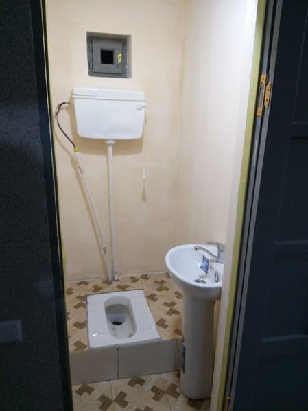 Хостес <br />
Ижарага 3 кишилик ва 2 кишилик 9 хона бор Ойли — фото 2